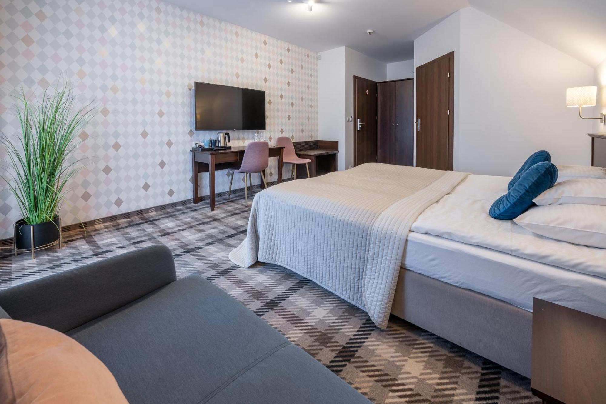 Sielanka Hotelowe, Restauracja - Bed & Breakfast 3*